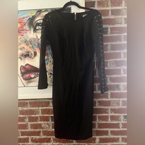 Fitted ribbed midi dress with tie/zipper accents!